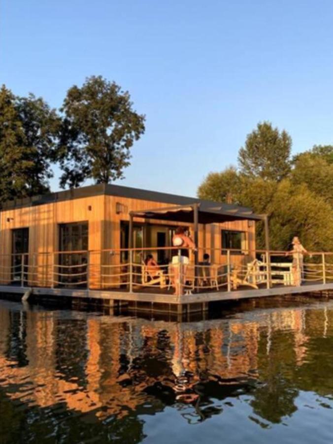 Seinehouse - Maison Flottante Vaux-Sur-Seine ภายนอก รูปภาพ